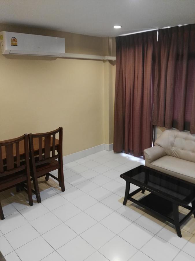 Jomtien Sunset Guesthouse Buitenkant foto